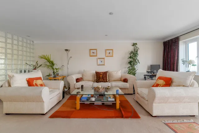 Abbotshade Road, London, SE16