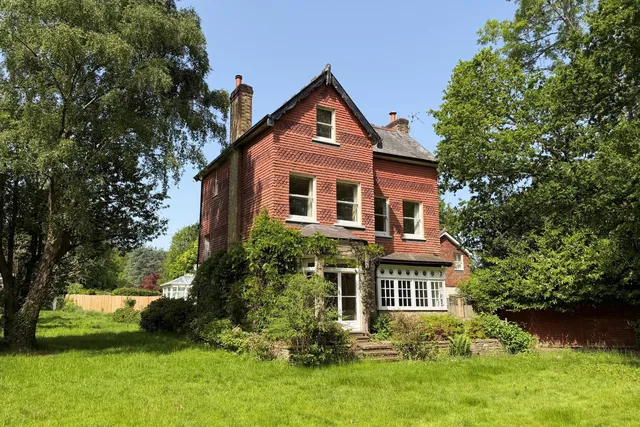 Horsham Road, Dorking, RH5