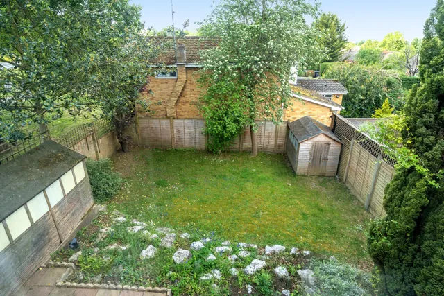 Wolf Lane, Windsor, SL4