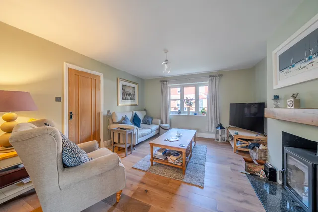 Newstead Close, Godalming, GU7