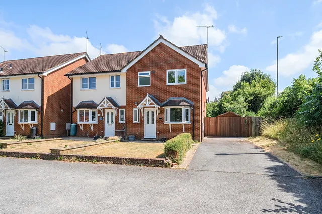 Lymington Bottom Road, Four Marks, GU34