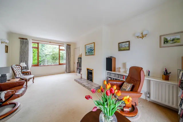 Gaston Lane, Upper Farringdon, GU34