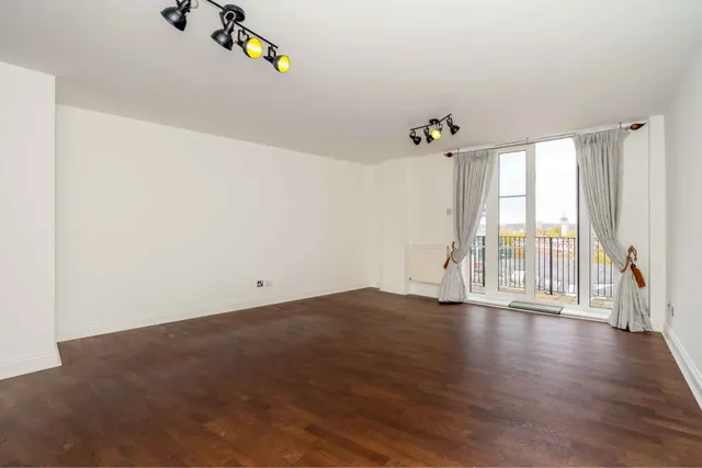Palgrave Gardens, London, NW1