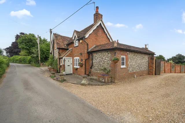 Innings Road, Frieth, RG9