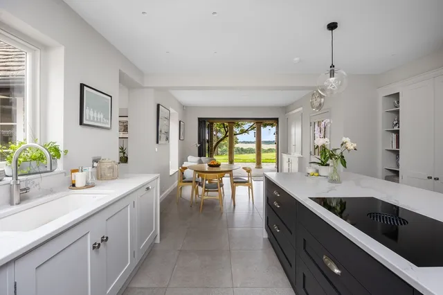 Grouse Road, Horsham, RH13