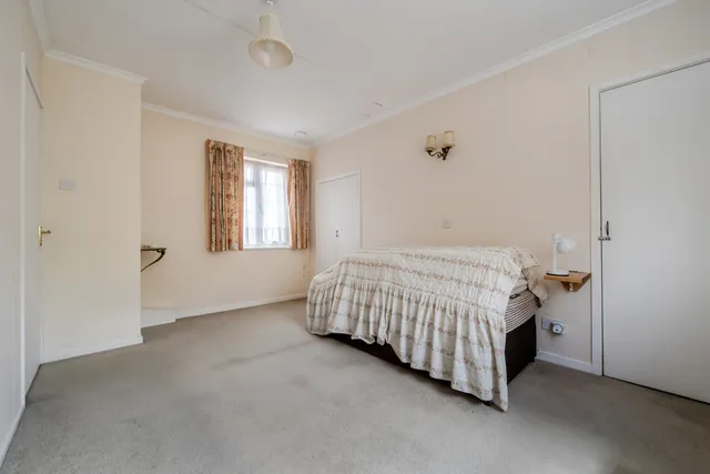 Howards Wood Drive, Gerrards Cross, SL9