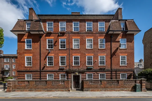 Hortensia Road, London, SW10
