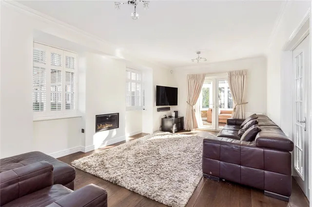 Gowrie Place, Caterham, CR3
