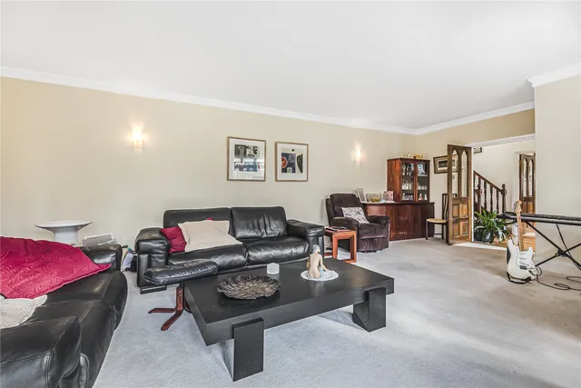 Summerhouse Lane, WATFORD, WD25