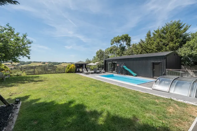Wellsway, Keynsham, BS31