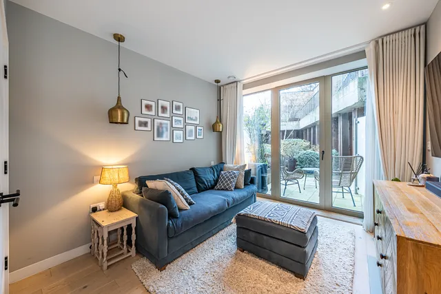 شارع بالهم هاي رود، لندن، SW17