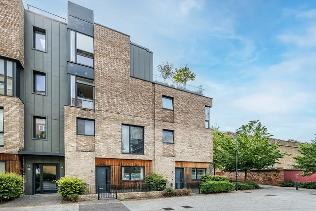 Bristol Walk, London, NW6