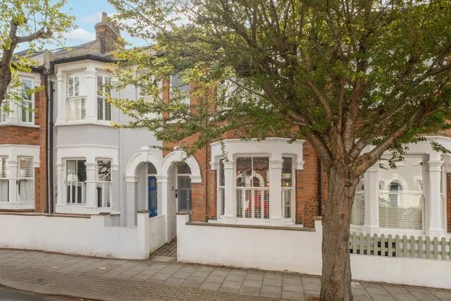 Steerforth Street, London, SW18