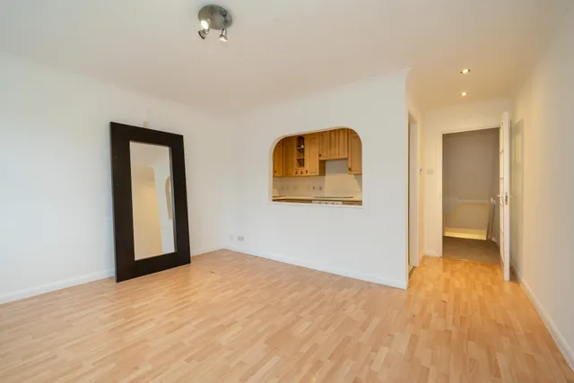 British Grove South, London, W4