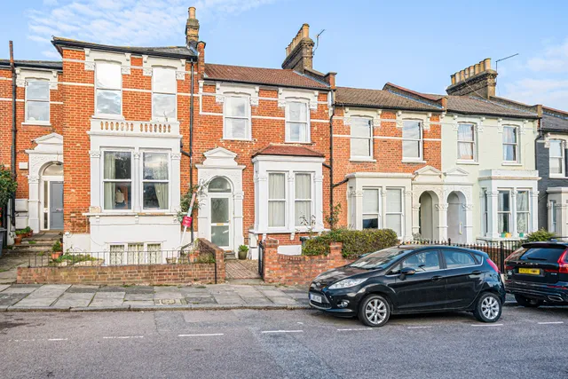Lothair Road North, London, N4