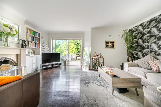 Ridgeview Road, Whetstone, N20