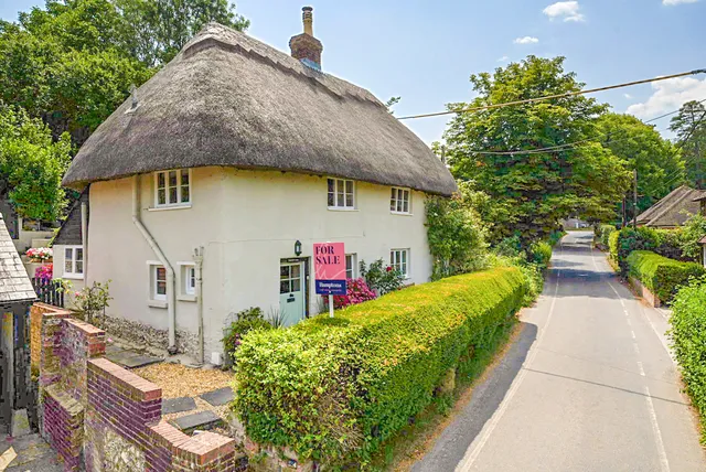 Village Street, Chilbolton, SO20