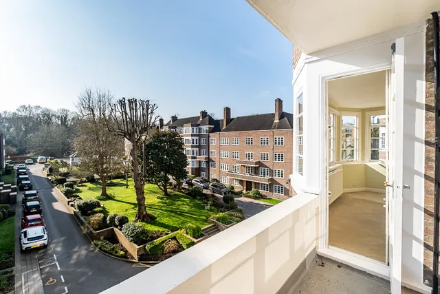 Putney Heath, London, SW15