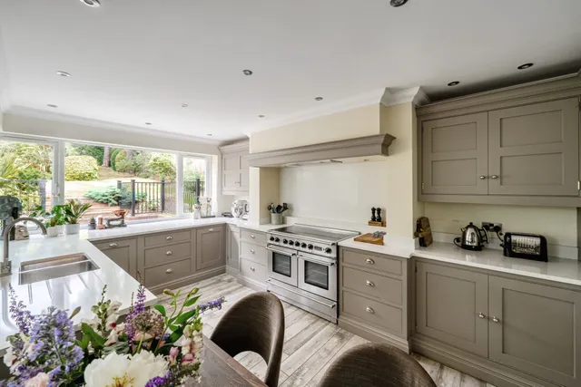 Woodend Drive, Ascot, SL5