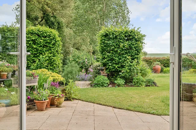 Beckhampton, Marlborough, SN8