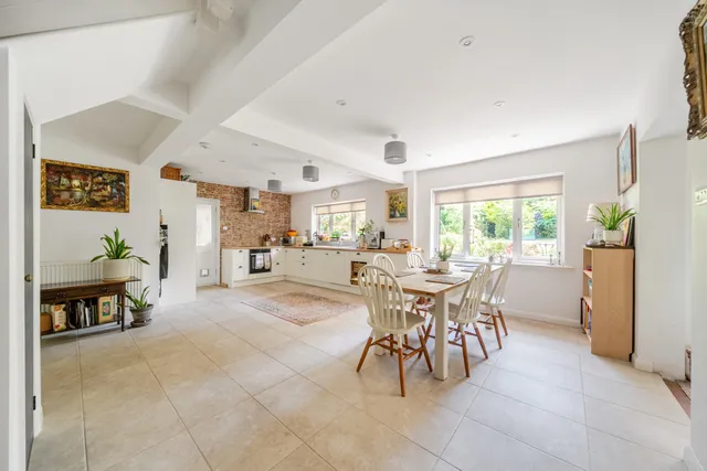 Shepherds Way, Liphook, GU30