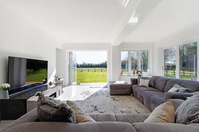Bigmore Lane, Cadmore End, HP14