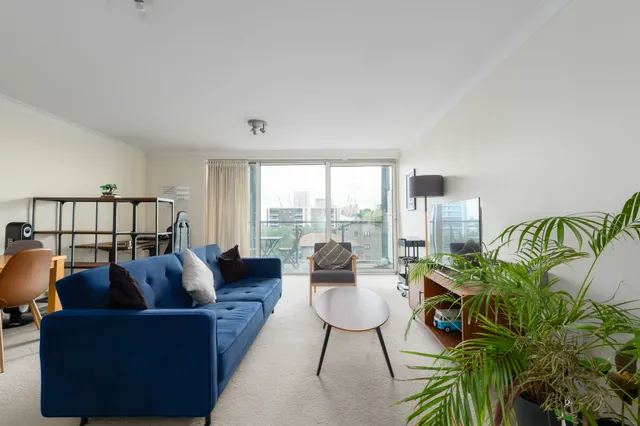 Boardwalk Place, London, E14