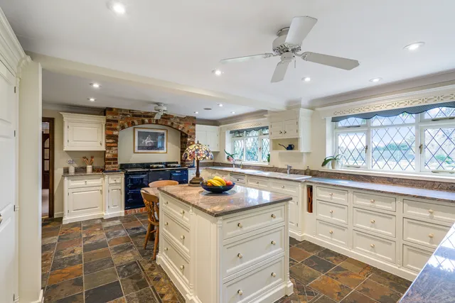 Stokesheath Road, Oxshott, KT22