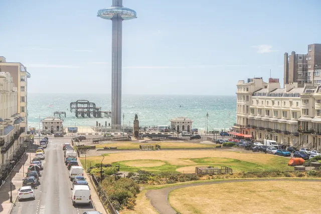 Regency Square, Brighton, BN1