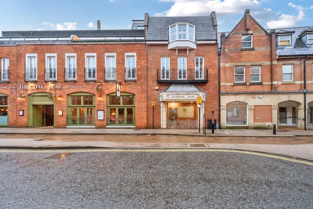 25 Bartholomew Street, Newbury, RG14