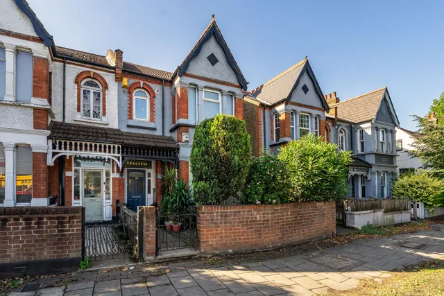 Cedars Road, London, W4