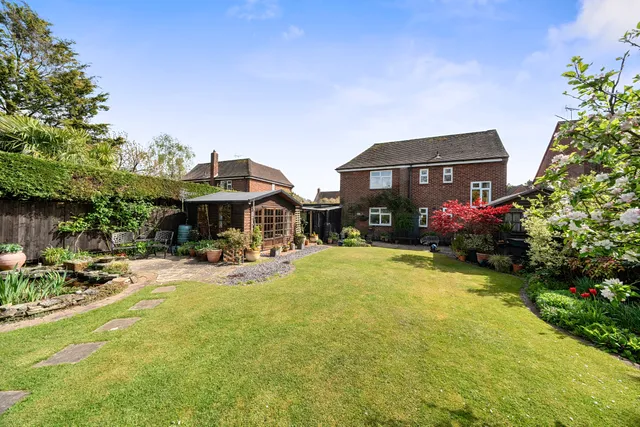 Edwards Avenue, Chichester, PO20