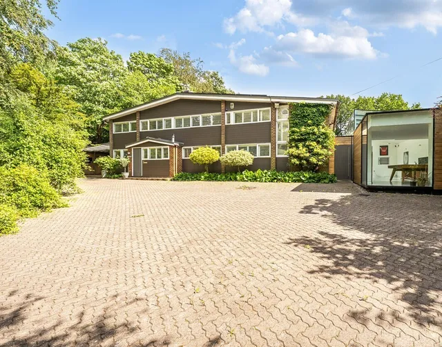 Chart Lane, Reigate, RH2