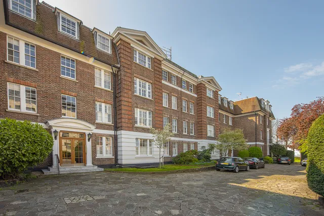 Putney Hill, London, SW15