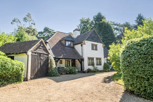 Tilford Road, Hindhead, GU26