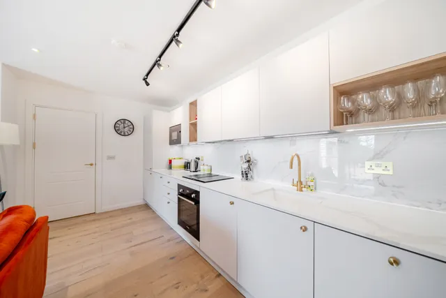 Ashley Road, Epsom, KT18