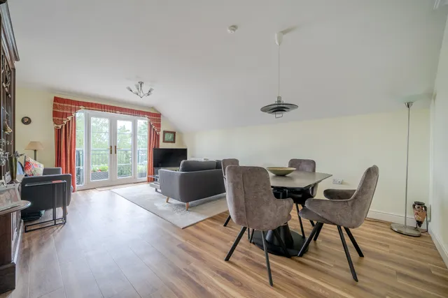 Lambourne Court, Ray Mead Road, Maidenhead, SL6