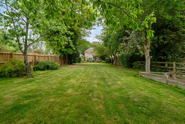Rowley Lane, Wexham, SL3