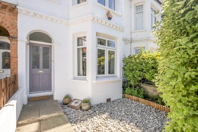Cresswell Road, Twickenham, TW1