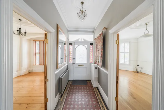 Muswell Avenue, London, N10