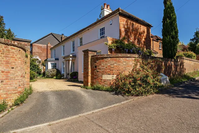Old Mead, Gerrards Cross, SL9