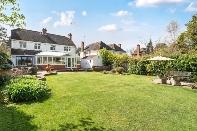Kings Road, Fleet, GU51
