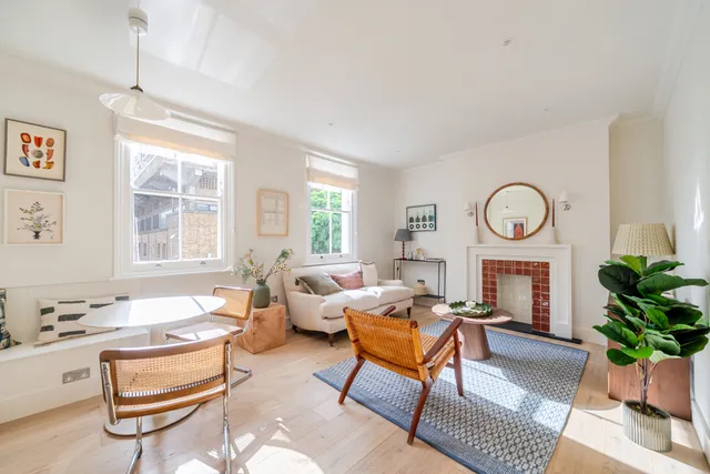 Pembroke Road, London, W8