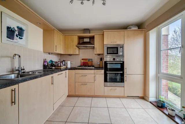 Trevelyan Court, Windsor, SL4