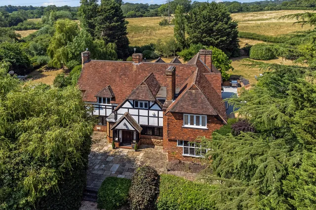 Upper Hale Road, Farnham, GU9