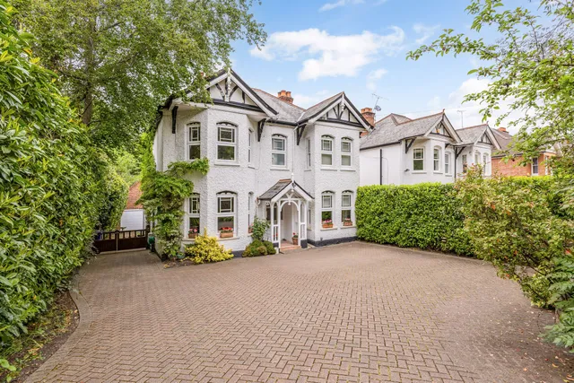 London Road, Ascot, SL5