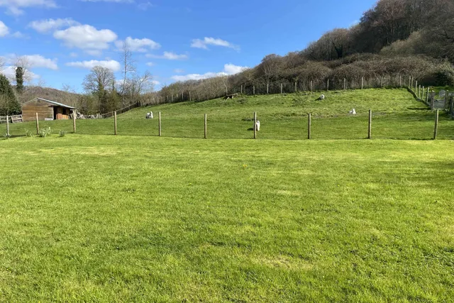 Steanbridge Lane, Slad, Stroud, GL6