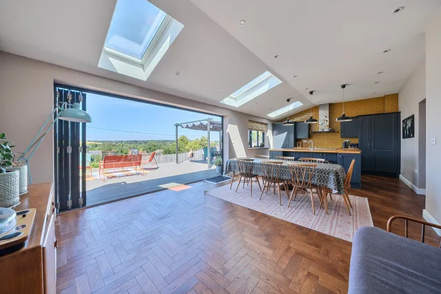 Moores Place, Hungerford, RG17