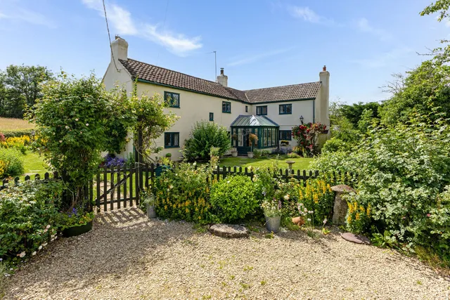 Braydonside, Nr. Brinkworth, SN15