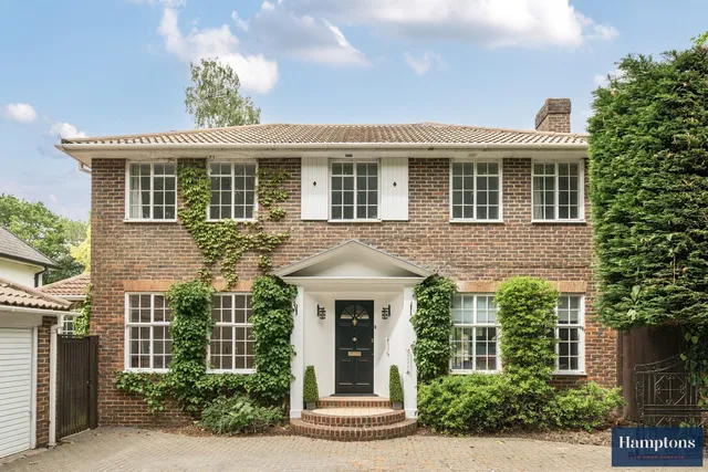 Station Road, Sunningdale, SL5